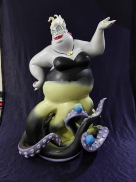 Ursula tijdens reparatie