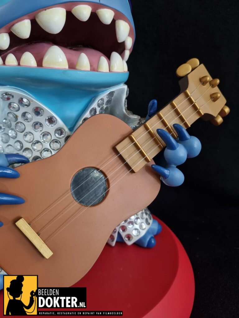 Elvis Stitch na 007